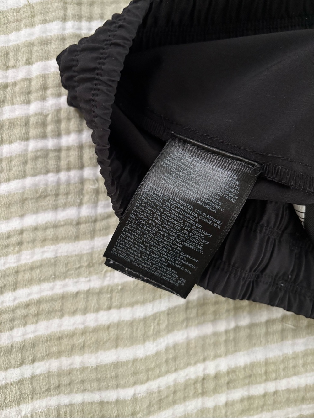 The North Face Never Stop Wearing Ankle Pant - Black (XS) - Picture 6 of 6